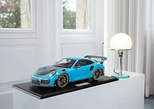PORSCHE 911 (991.2) GT2RS - 2018 - MIAMIBLAU (99)
