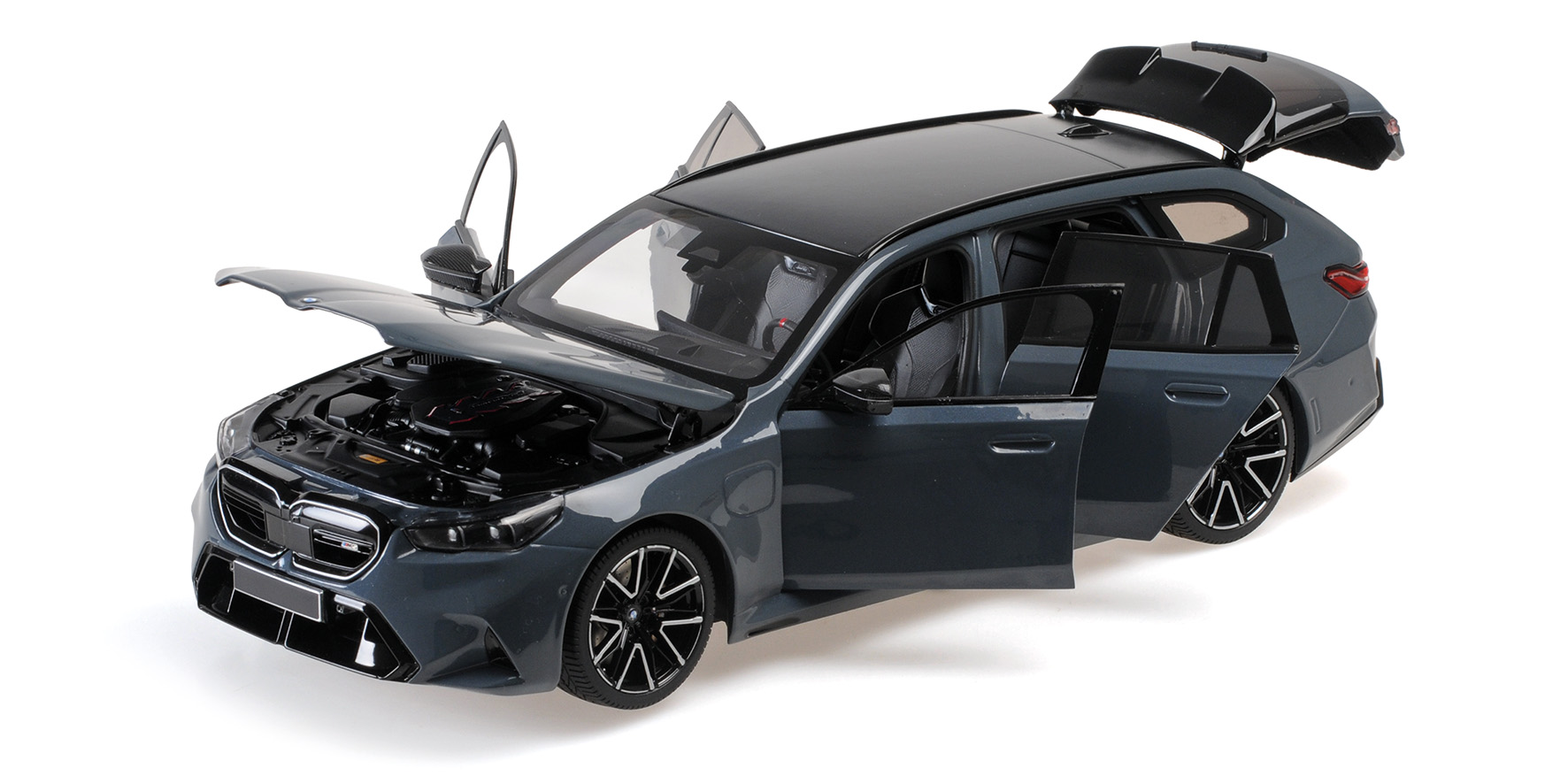 BMW M5 TOURING - 2024 - GREY METALLIC
