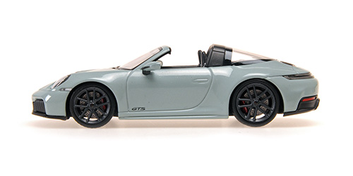 PORSCHE 911 (992.2) TARGA 4 GTS - 2024 - GREEN METALLIC