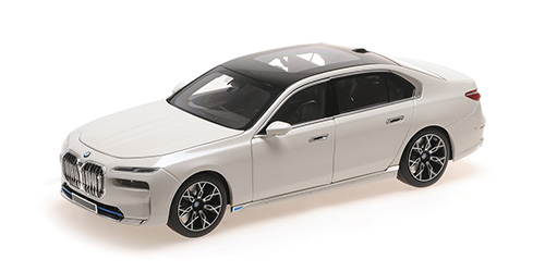 BMW I7 - 2023 - GREY METALLIC