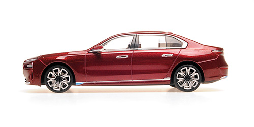 BMW I7 - 2023 - RED METALLIC