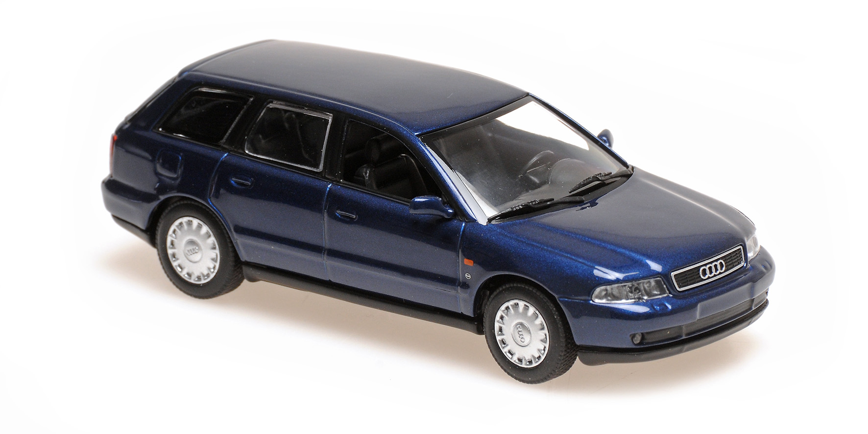 AUDI A4 AVANT - 1995 - DARK BLUE