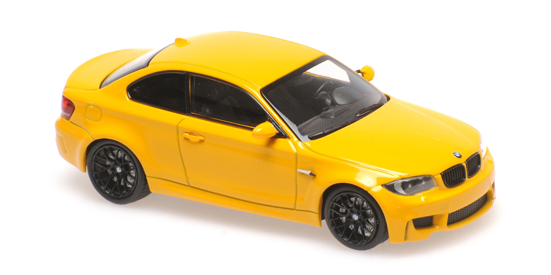 BMW 1ER M COUPE - 2011 - YELLOW