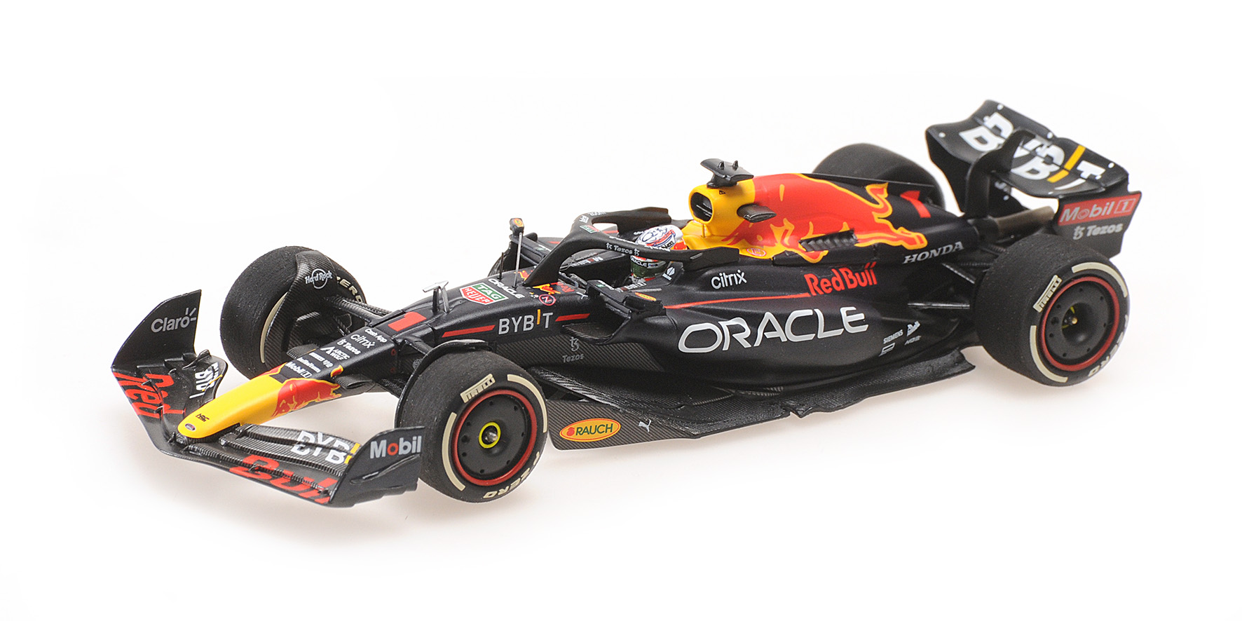 ORACLE RED BULL RACING RB18 - MAX VERSTAPPEN - WINNER UNITED STATES GP 2022
