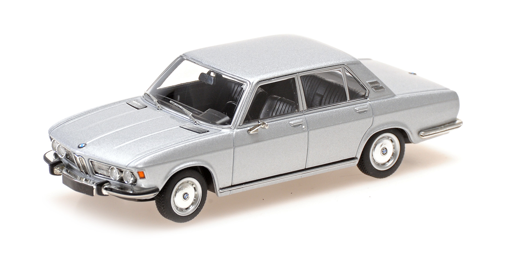BMW 2500 (E3) - 1968 - SILVER