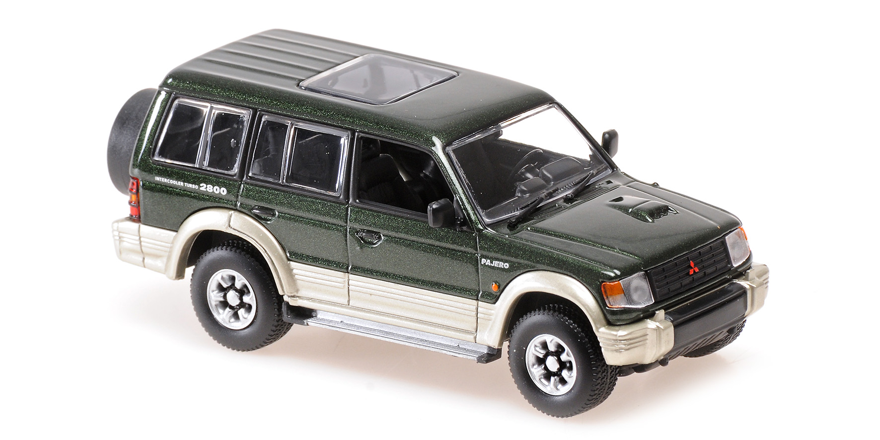 MITSUBISHI PAJERO LWB - 1991 - GREEN METALLIC