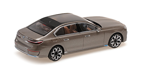 BMW I7 - 2023 - GREY METALLIC