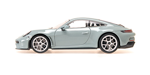 PORSCHE 911 (992) S/T - 2023 - GREEN METALLIC