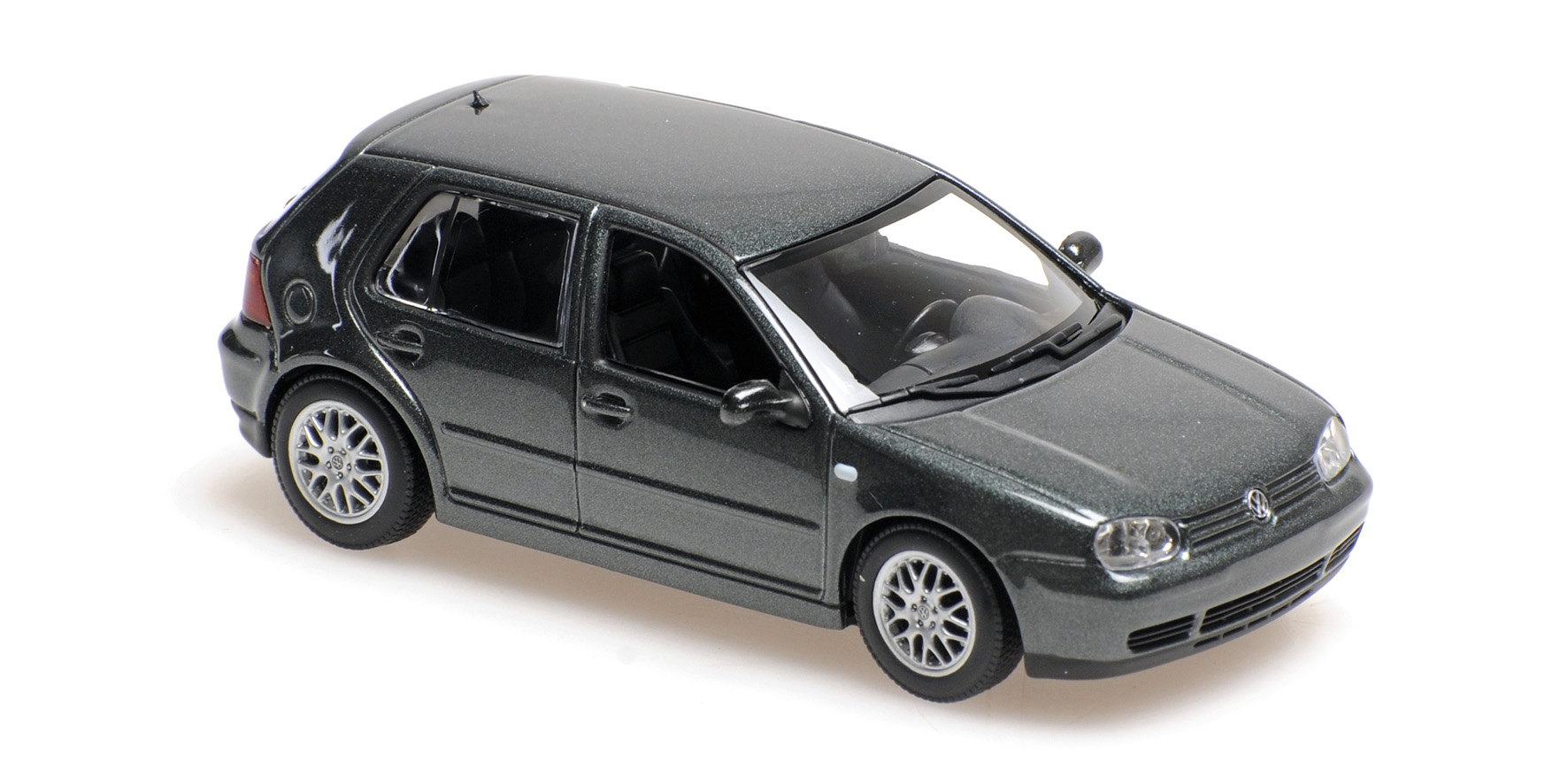 VOLKSWAGEN GOLF IV - 1999 - GREY METALLIC