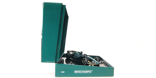 ASTON MARTIN FORMULA ONE TEAM AMR22 - VETTEL - LAST RACE ABU DHABI GP 2022 - EXCL. MCH W TYRE MARKS
