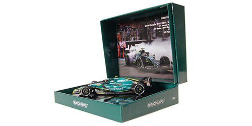 ASTON MARTIN FORMULA ONE TEAM AMR22 - VETTEL - LAST RACE ABU DHABI GP 2022 - EXCL. MCH W TYRE MARKS