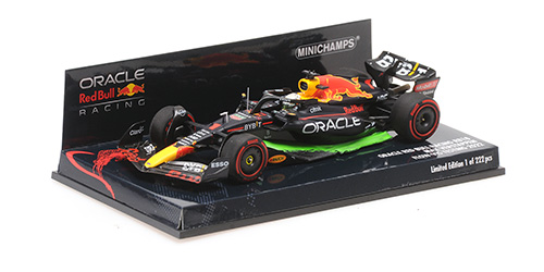 ORACLE RED BULL RACING RB18 - MAX VERSTAPPEN - FLOW-VIS TESTING 2022