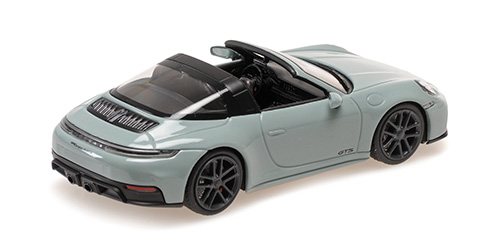 PORSCHE 911 (992.2) TARGA 4 GTS - 2024 - GREEN METALLIC