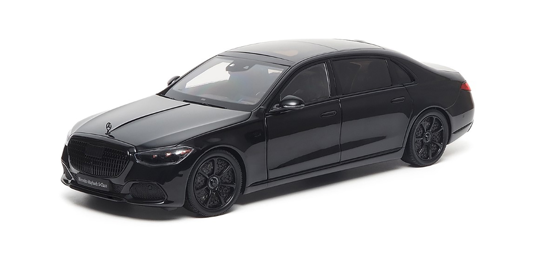 MERCEDES-MAYBACH-S-CLASS 2023 - OBSIDIAN BLACK