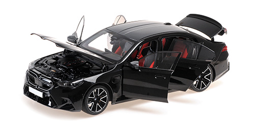 BMW M5 - 2024 - BLACK METALLIC