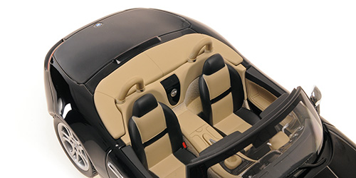 BMW Z8 ROADSTER - 2000 - BLACK