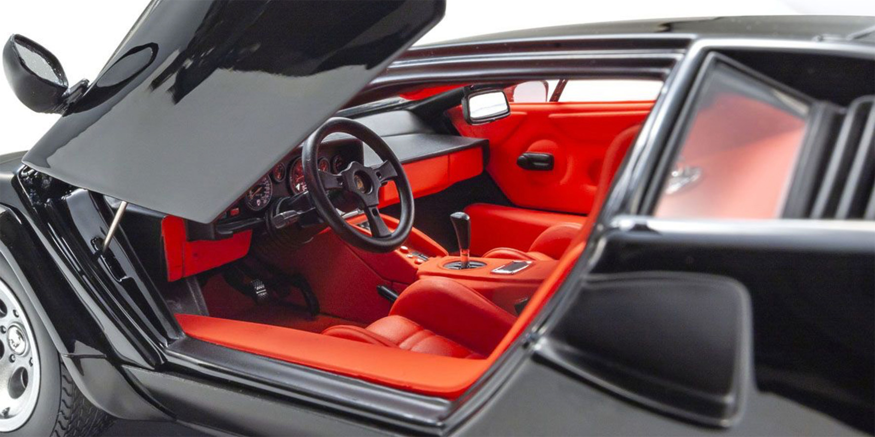 LAMBORGHINI COUNTACH LP5000 QUATTROVALVOLE - BLACK - (08320BK)