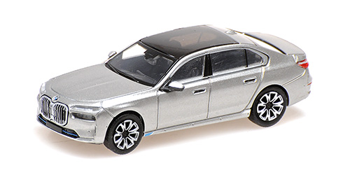 BMW I7 - 2023 - SILVER