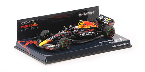 ORACLE RED BULL RACING RB18 - SERGIO PÉREZ - 2ND JAPANESE GP 2022