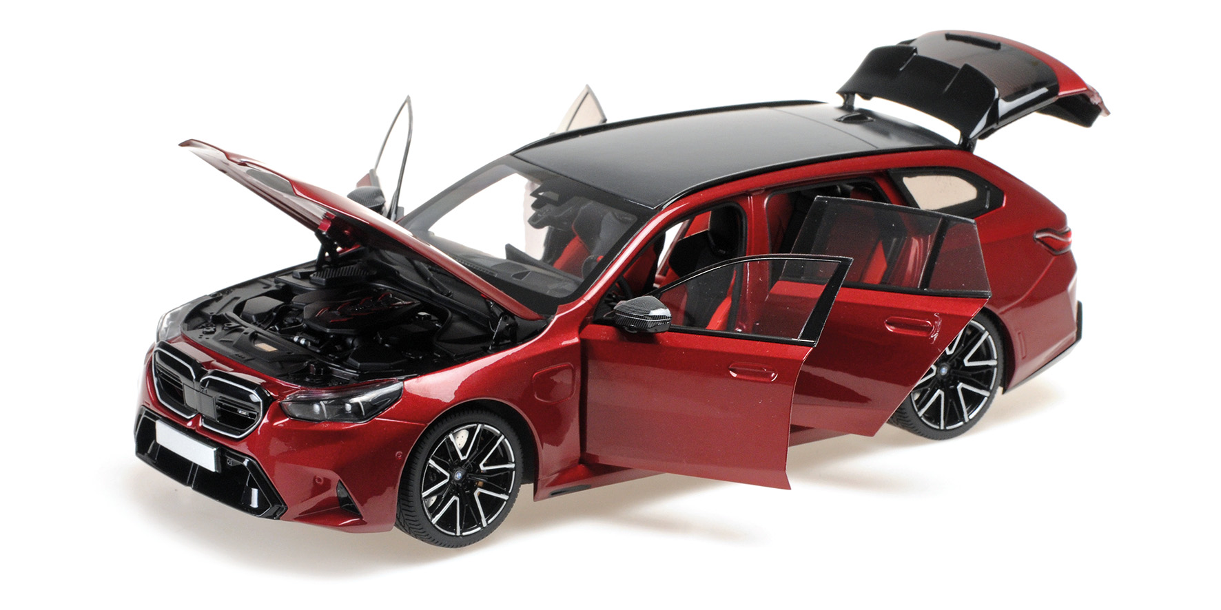 BMW M5 TOURING - 2024 - DARK RED METALLIC